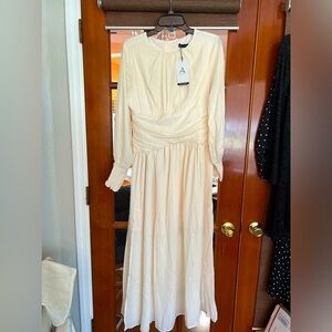 Anewsta maxi dress cream NWT sheer sz M